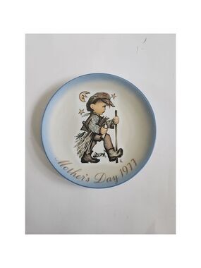 Vintage Schmid 1977 Mothers Day Sister Berta Hummel Moonlight Return Plate